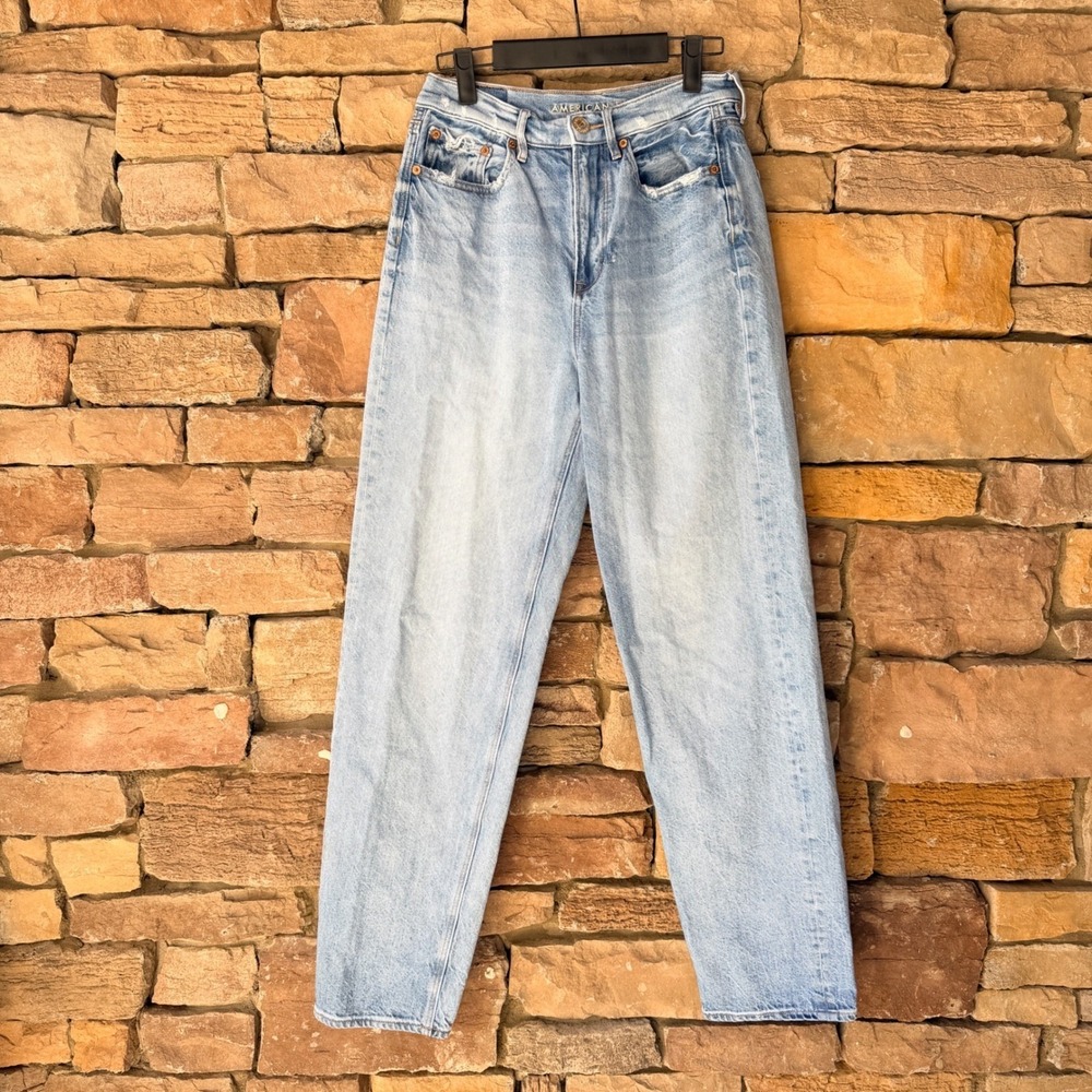 American Eagle Baggy Jean Womens 4 Light Wash High Rise Distressed Skater grunge - Picture 2 of 12